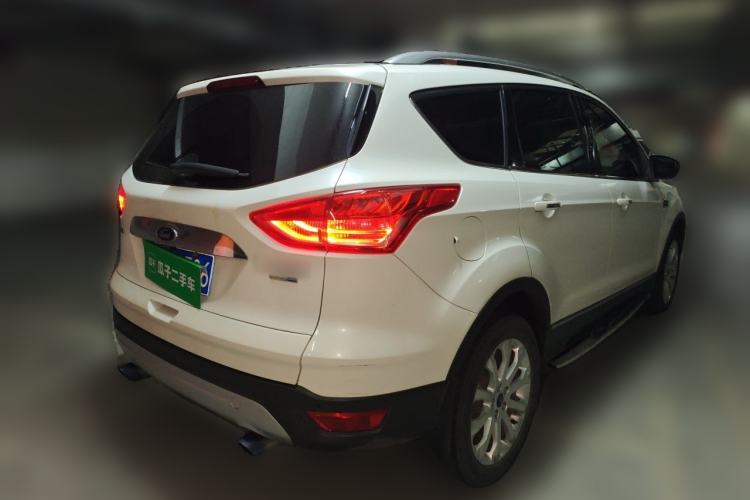 Used Ford Kuga 2015 1.5L GTDi Four-Wheel-Drive Elite Model Rear Right 45 Deg