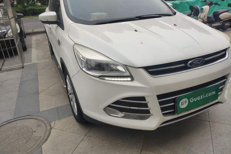 Used Ford Kuga 2015 1.5L GTDi Two-Wheel Drive Fashion Edition Right Front Headlight