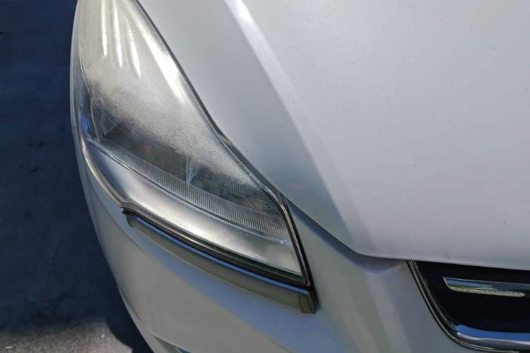 Used Ford Kuga 2015 1.5L GTDi Two-Wheel Drive Fashion Edition Right Front Headlight