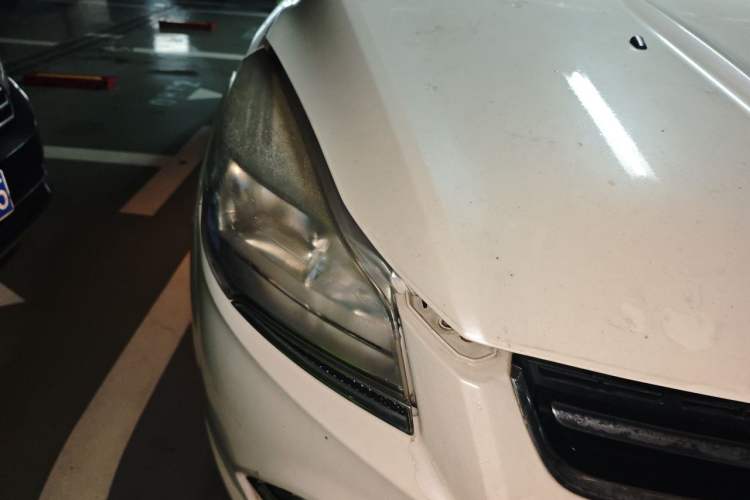 Used Ford Kuga 2015 1.5L GTDi Two-Wheel Drive Fashion Edition Right Front Headlight