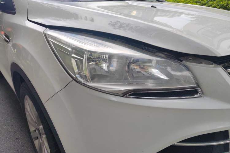 Used Ford Kuga 2015 1.5L GTDi Two-Wheel Drive Fashion Edition Right Front Headlight
