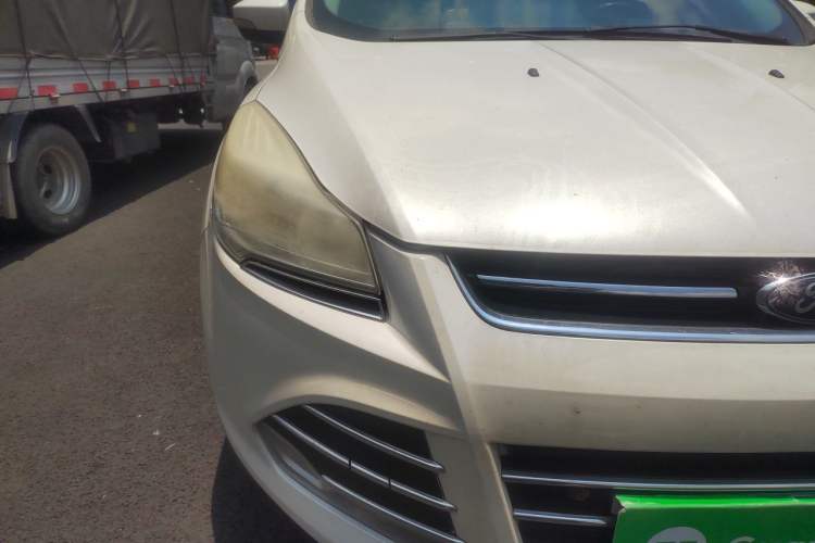 Used Ford Kuga 2015 1.5L GTDi Two-Wheel Drive Fashion Edition Right Front Headlight