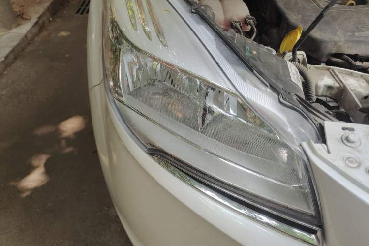 Used Ford Kuga 2015 1.5L GTDi Two-Wheel Drive Fashion Edition Right Front Headlight