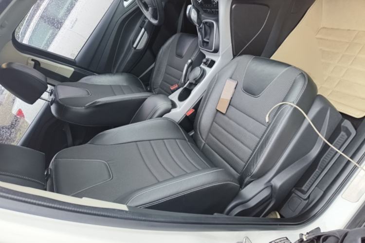 Used Ford Kuga 2015 1.5L GTDi Two-Wheel Drive Fashion Edition Right Front Seat