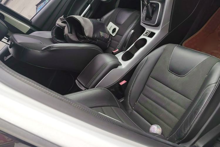 Used Ford Kuga 2015 1.5L GTDi Two-Wheel Drive Fashion Edition Right Front Seat