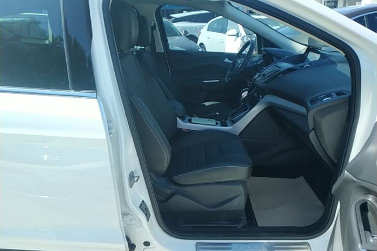 Used Ford Kuga 2015 1.5L GTDi Two-Wheel Drive Fashion Edition Right Front Seat