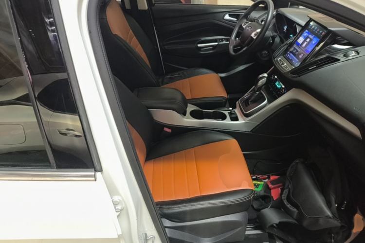 Used Ford Kuga 2015 1.5L GTDi Two-Wheel Drive Fashion Edition Right Front Seat