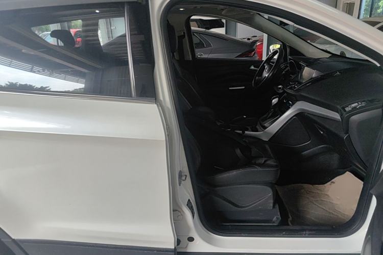 Used Ford Kuga 2015 1.5L GTDi Two-Wheel Drive Fashion Edition Right Front Seat