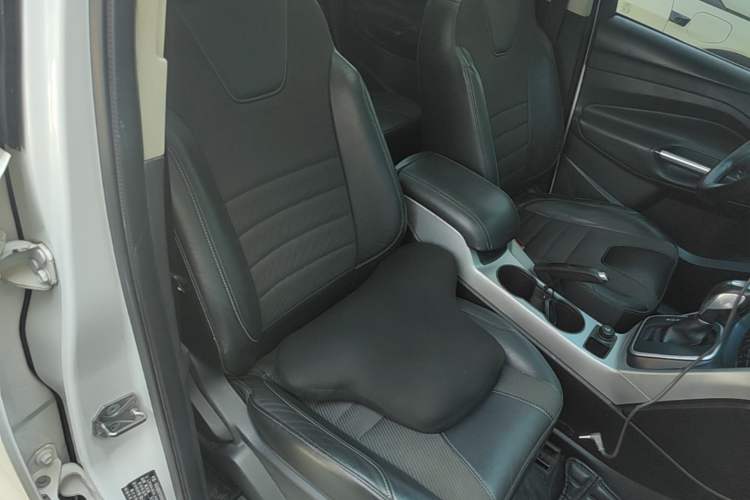 Used Ford Kuga 2015 1.5L GTDi Two-Wheel Drive Fashion Edition Right Front Seat