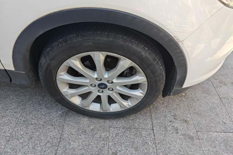 Used Ford Kuga 2015 1.5L GTDi Two-Wheel Drive Fashion Edition Right Front Wheel Hub