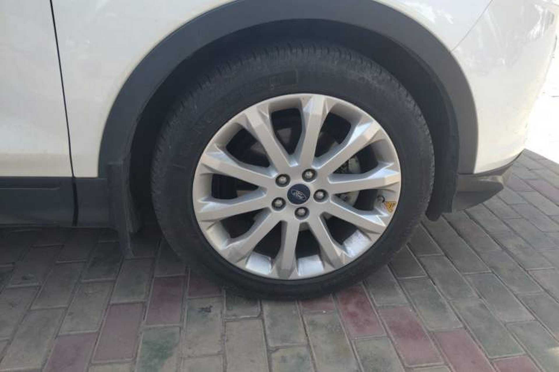 Used Ford Kuga 2015 1.5L GTDi Two-Wheel Drive Fashion Edition Right Front Wheel Hub