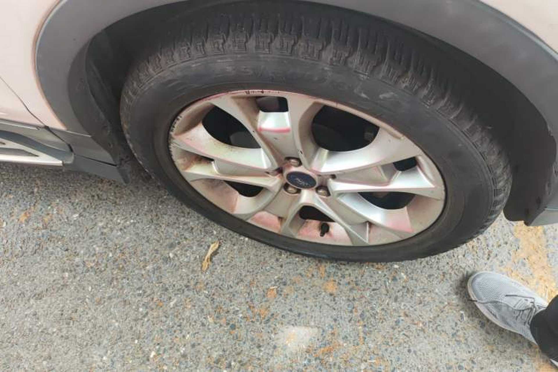 Used Ford Kuga 2015 2.0L GTDi Four-Wheel-Drive Sport Model Right Front Wheel Hub