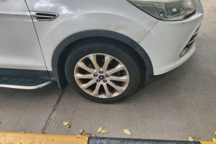 Used Ford Kuga 2015 1.5L GTDi Two-Wheel Drive Fashion Edition Right Front Wheel Hub