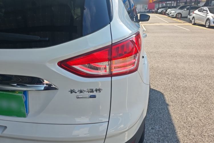 Used Ford Kuga 2015 2.0L GTDi Four-Wheel Drive Prestige Model Right Rear Taillight