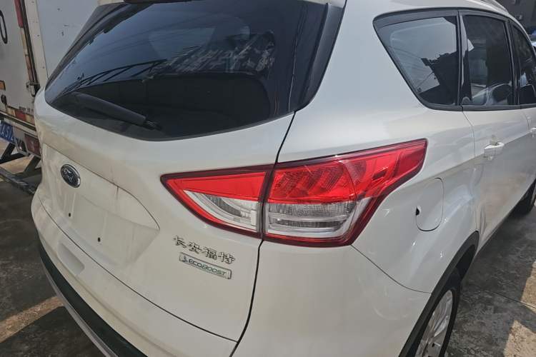 Used Ford Kuga 2015 1.5L GTDi Two-Wheel-Drive Comfort Model Right Rear Taillight