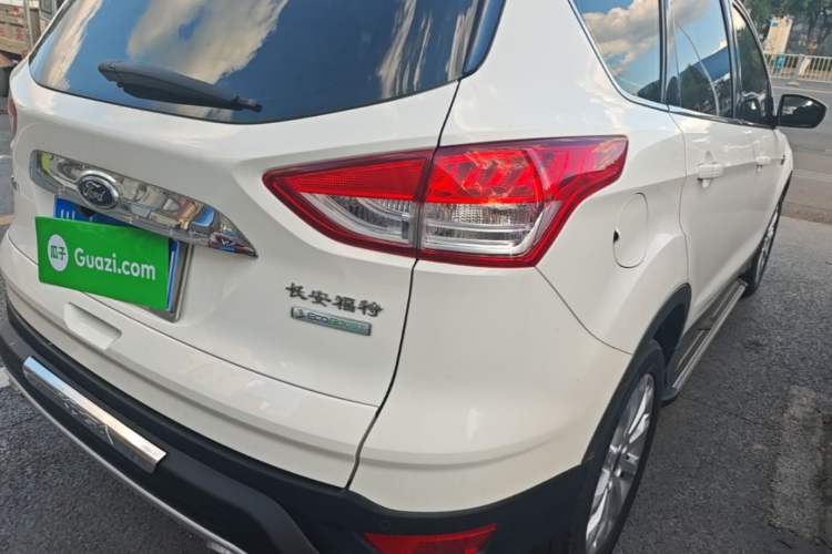 Used Ford Kuga 2015 1.5L GTDi Two-Wheel Drive Fashion Edition Right Rear Taillight