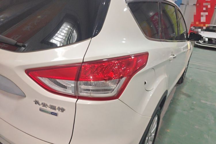 Used Ford Kuga 2015 2.0L GTDi Four-Wheel Drive Elite Model Right Rear Taillight