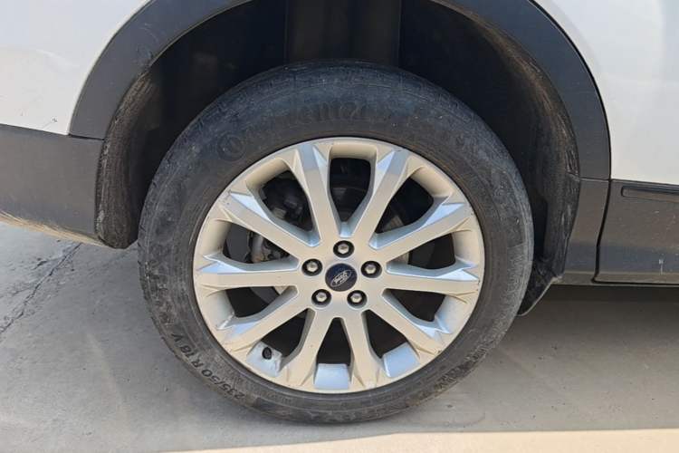 Used Ford Kuga 2015 1.5L GTDi Two-Wheel-Drive Comfort Model Right Rear Wheel Hub