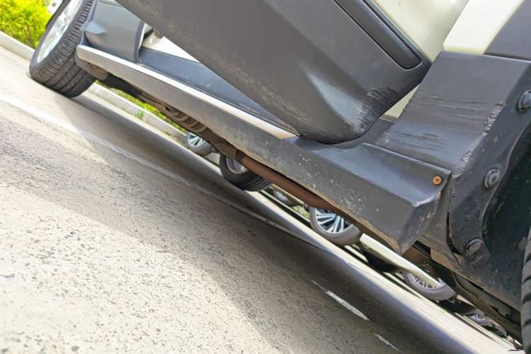 Used Ford Kuga 2015 1.5L GTDi Two-Wheel Drive Fashion Edition Right Side Sill