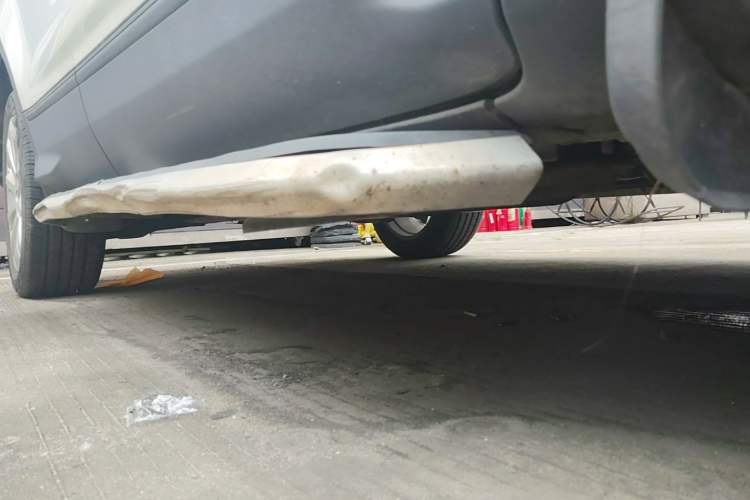 Used Ford Kuga 2015 1.5L GTDi Two-Wheel Drive Fashion Edition Right Side Sill