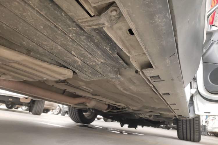 Used Ford Kuga 2015 1.5L GTDi Two-Wheel Drive Fashion Edition Right Side Sill