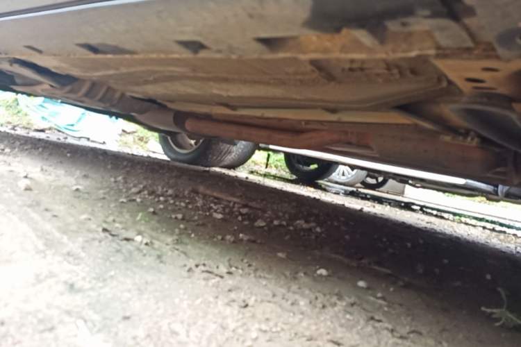 Used Ford Kuga 2015 1.5L GTDi Two-Wheel-Drive Comfort Model Right Side Sill