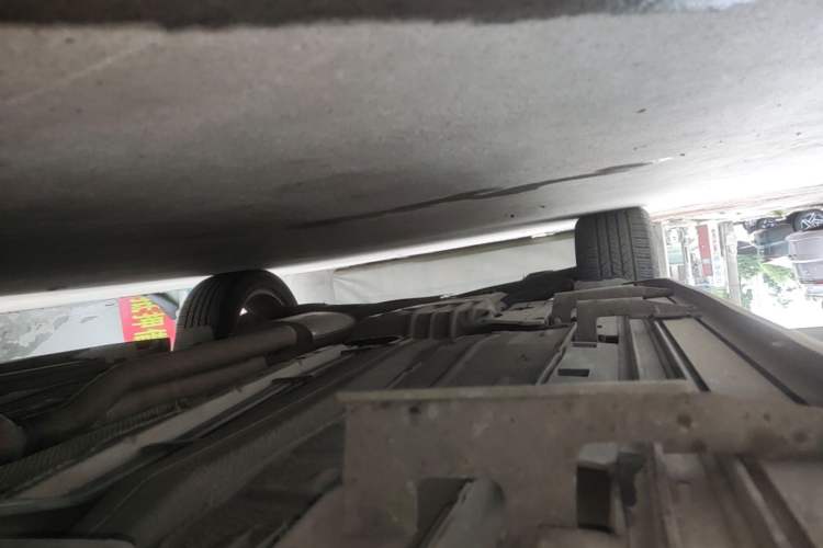 Used Ford Kuga 2015 1.5L GTDi Two-Wheel Drive Fashion Edition Right Side Sill
