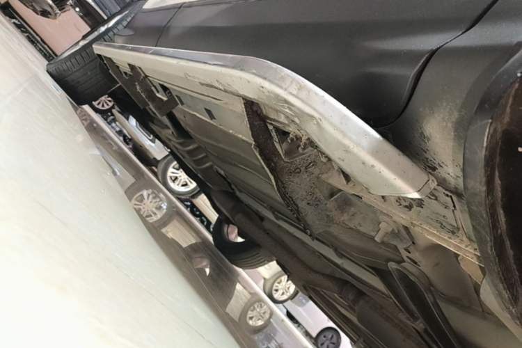 Used Ford Kuga 2015 1.5L GTDi Two-Wheel Drive Fashion Edition Right Side Sill