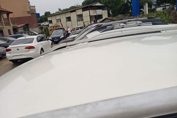 Used Ford Kuga 2015 1.5L GTDi Two-Wheel-Drive Comfort Model Roof
