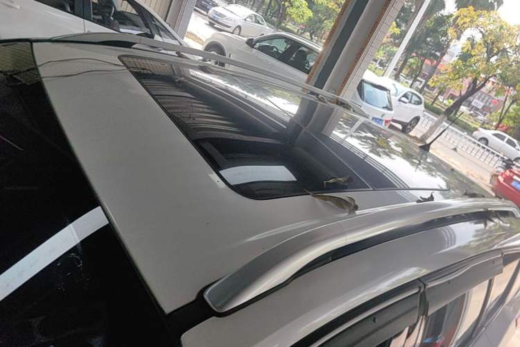 Used Ford Kuga 2015 1.5L GTDi Two-Wheel Drive Fashion Edition Roof