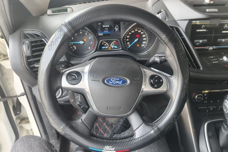 Used Ford Kuga 2015 1.5L GTDi Four-Wheel-Drive Elite Model Steering Wheel