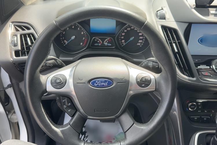 Used Ford Kuga 2015 2.0L GTDi Four-Wheel Drive Prestige Model Steering Wheel