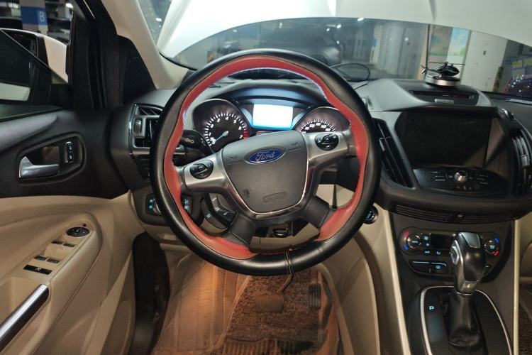 Used Ford Kuga 2015 1.5L GTDi Four-Wheel-Drive Elite Model Steering Wheel