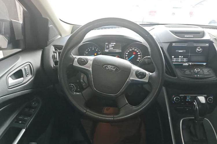 Used Ford Kuga 2015 1.5L GTDi Four-Wheel-Drive Elite Model Steering Wheel