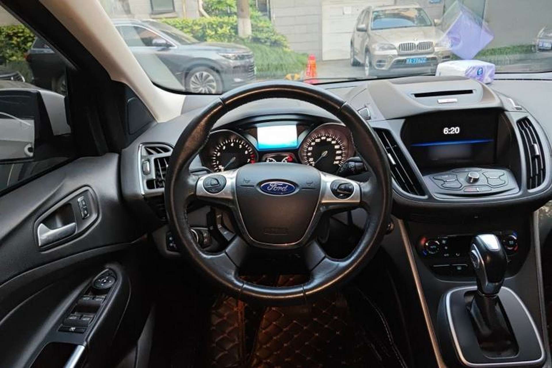 Used Ford Kuga 2015 1.5L GTDi Four-Wheel-Drive Elite Model Steering Wheel