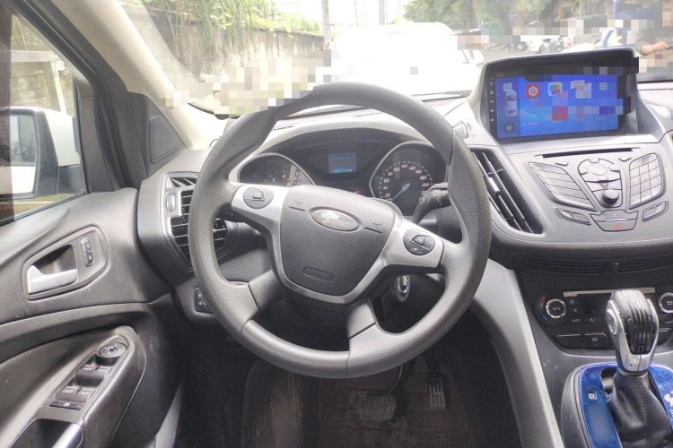 Used Ford Kuga 2015 1.5L GTDi Two-Wheel-Drive Comfort Model Steering Wheel