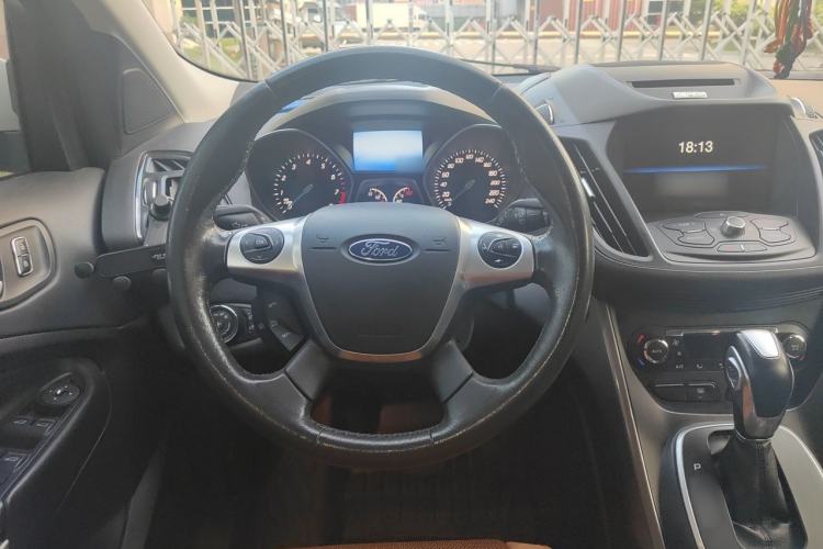 Used Ford Kuga 2015 1.5L GTDi Four-Wheel-Drive Elite Model Steering Wheel