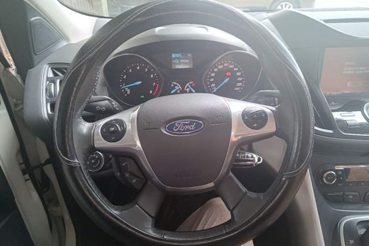 Used Ford Kuga 2015 1.5L GTDi Two-Wheel Drive Fashion Edition Steering Wheel