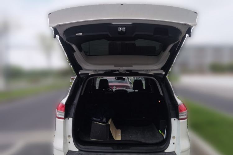 Used Ford Kuga 2015 2.0L GTDi Four-Wheel Drive Elite Model Trunk