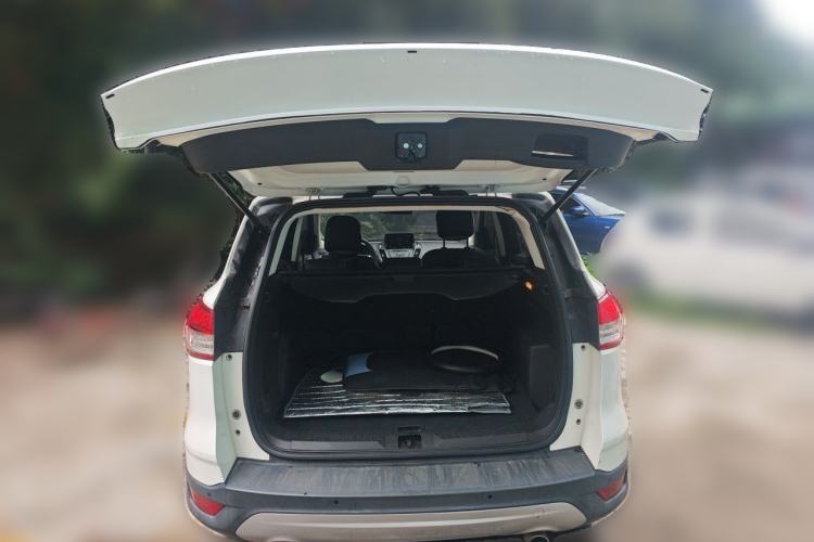 Used Ford Kuga 2015 1.5L GTDi Two-Wheel Drive Fashion Edition Trunk