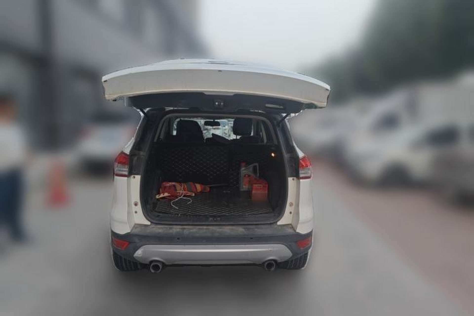 Used Ford Kuga 2015 1.5L GTDi Two-Wheel-Drive Comfort Model Trunk