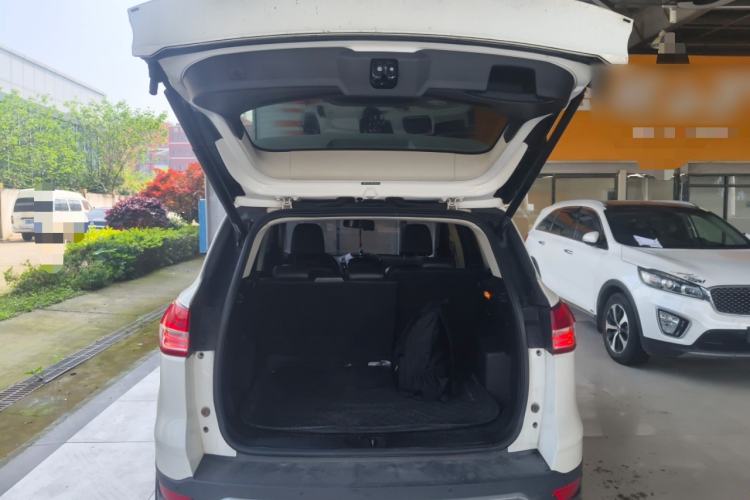 Used Ford Kuga 2015 1.5L GTDi Four-Wheel-Drive Elite Model Trunk