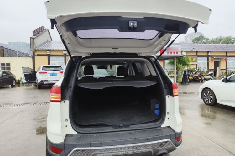 Used Ford Kuga 2015 1.5L GTDi Two-Wheel Drive Fashion Edition Trunk