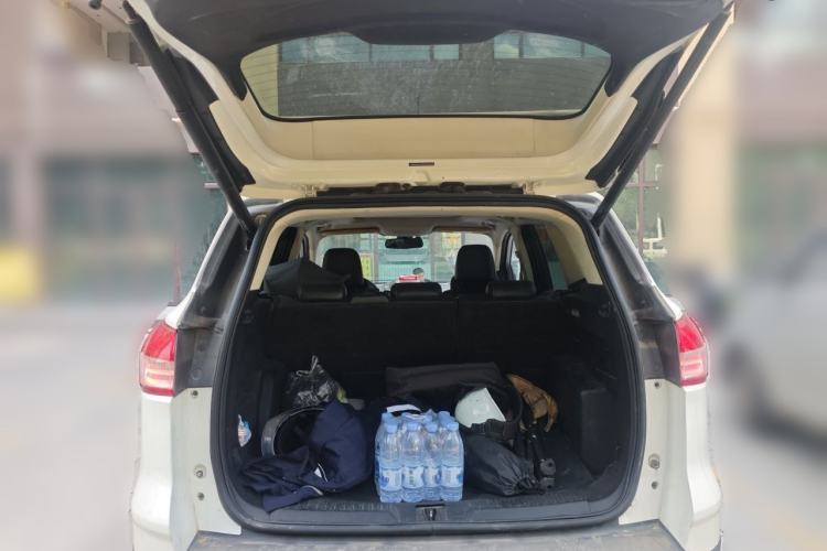 Used Ford Kuga 2015 1.5L GTDi Four-Wheel-Drive Elite Model Trunk