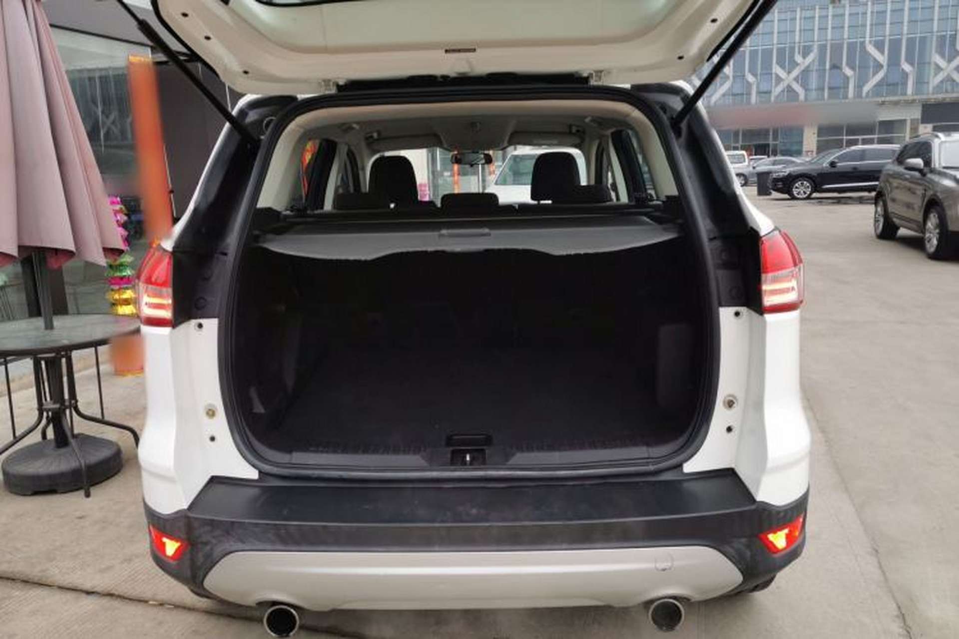Used Ford Kuga 2015 1.5L GTDi Two-Wheel-Drive Comfort Model Trunk