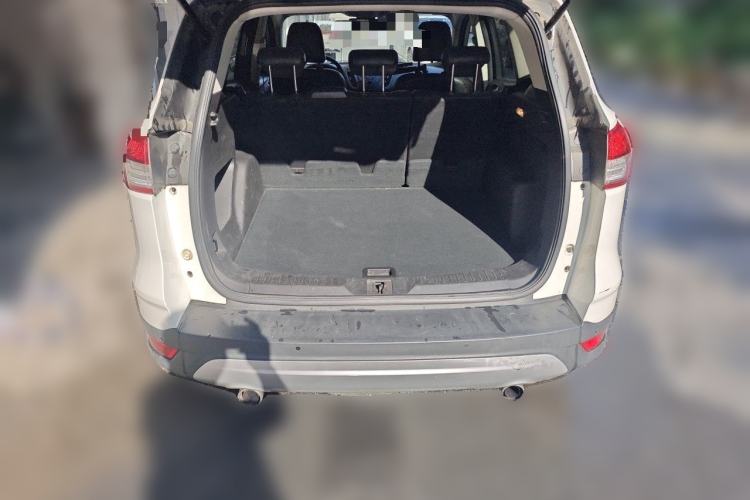Used Ford Kuga 2015 1.5L GTDi Two-Wheel Drive Fashion Edition Trunk