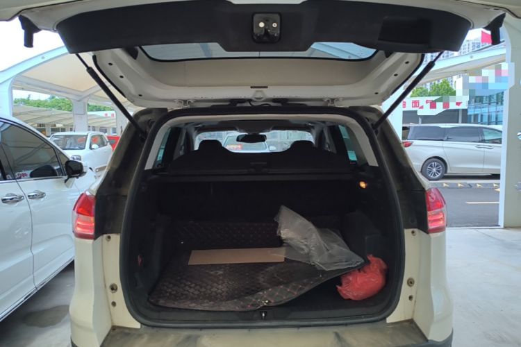 Used Ford Kuga 2015 1.5L GTDi Two-Wheel Drive Fashion Edition Trunk