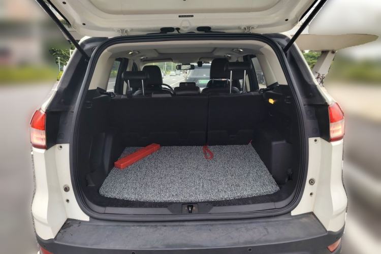 Used Ford Kuga 2015 1.5L GTDi Two-Wheel Drive Fashion Edition Trunk