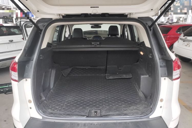 Used Ford Kuga 2015 1.5L GTDi Two-Wheel Drive Fashion Edition Trunk