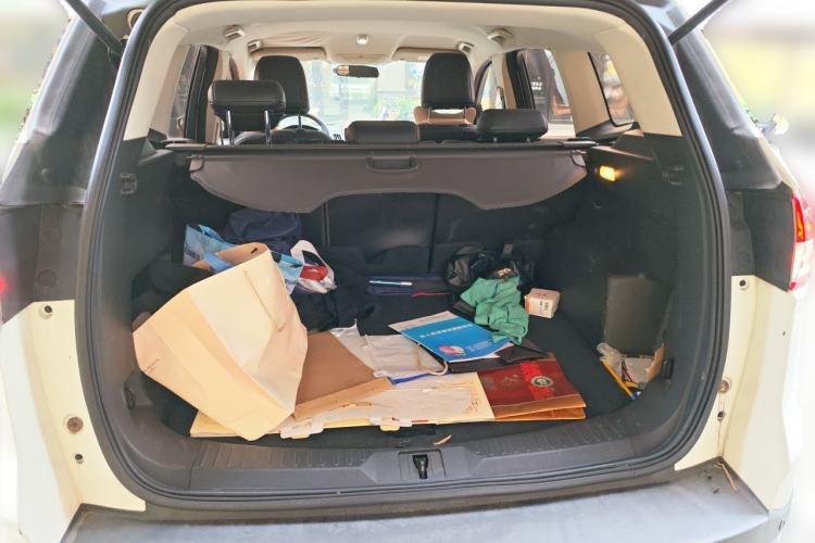 Used Ford Kuga 2015 1.5L GTDi Two-Wheel-Drive Comfort Model Trunk